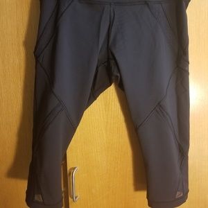 Lululemon capri leggings